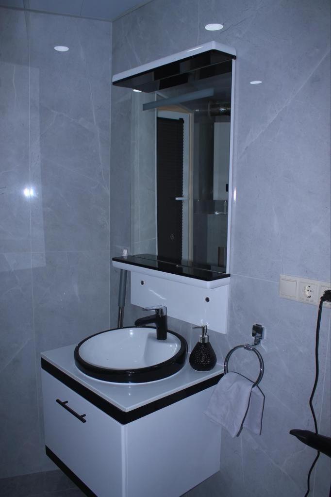 Samarkand Central Apartments ภายนอก รูปภาพ